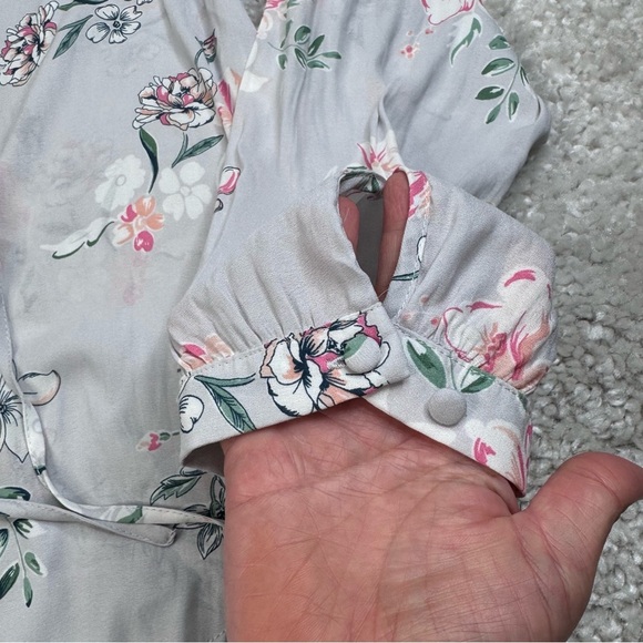 Torrid Floral Flowy Lightweight Blouse Boho Cottagecore Peasant Romantic sz 2 - Picture 6 of 8